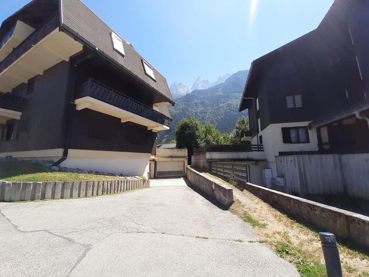 Vue Brevent Sublime En Centre Ville Avec Parking Prive Chamonix Kültér fotó